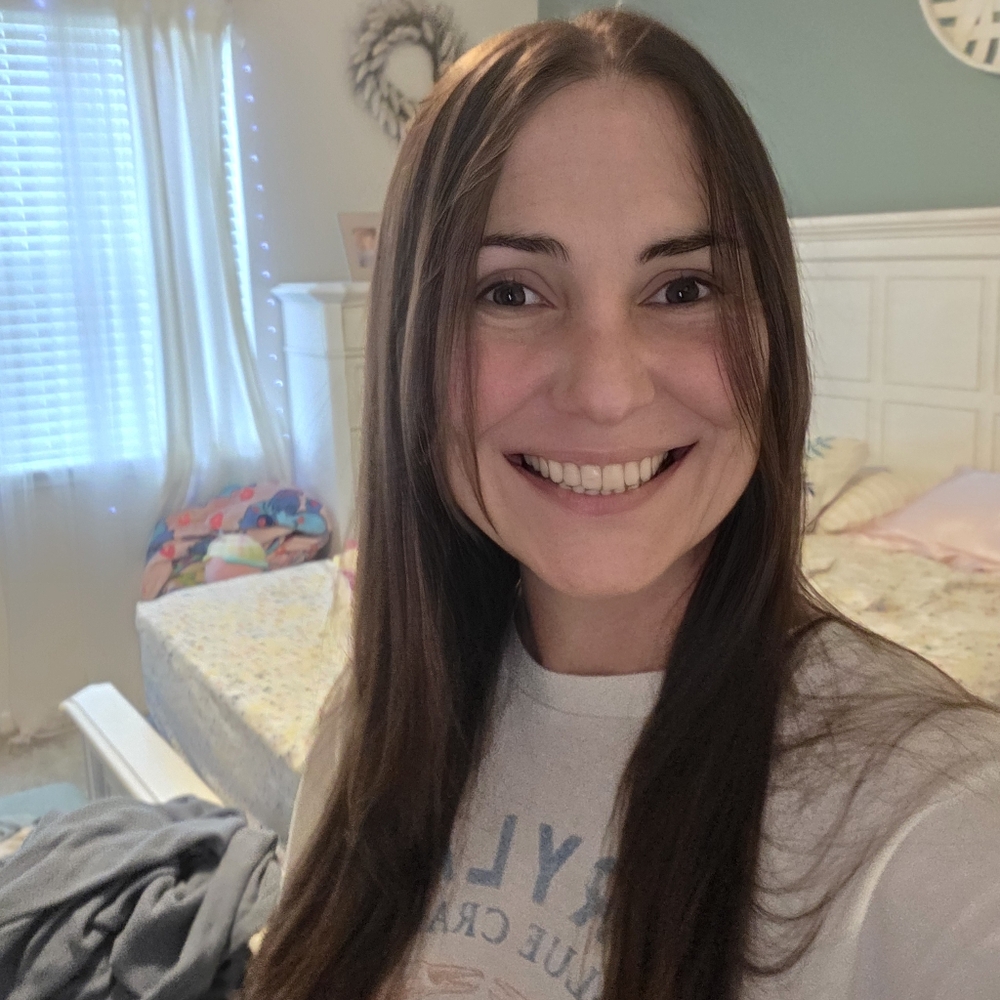 Meet your Posher, Courtney